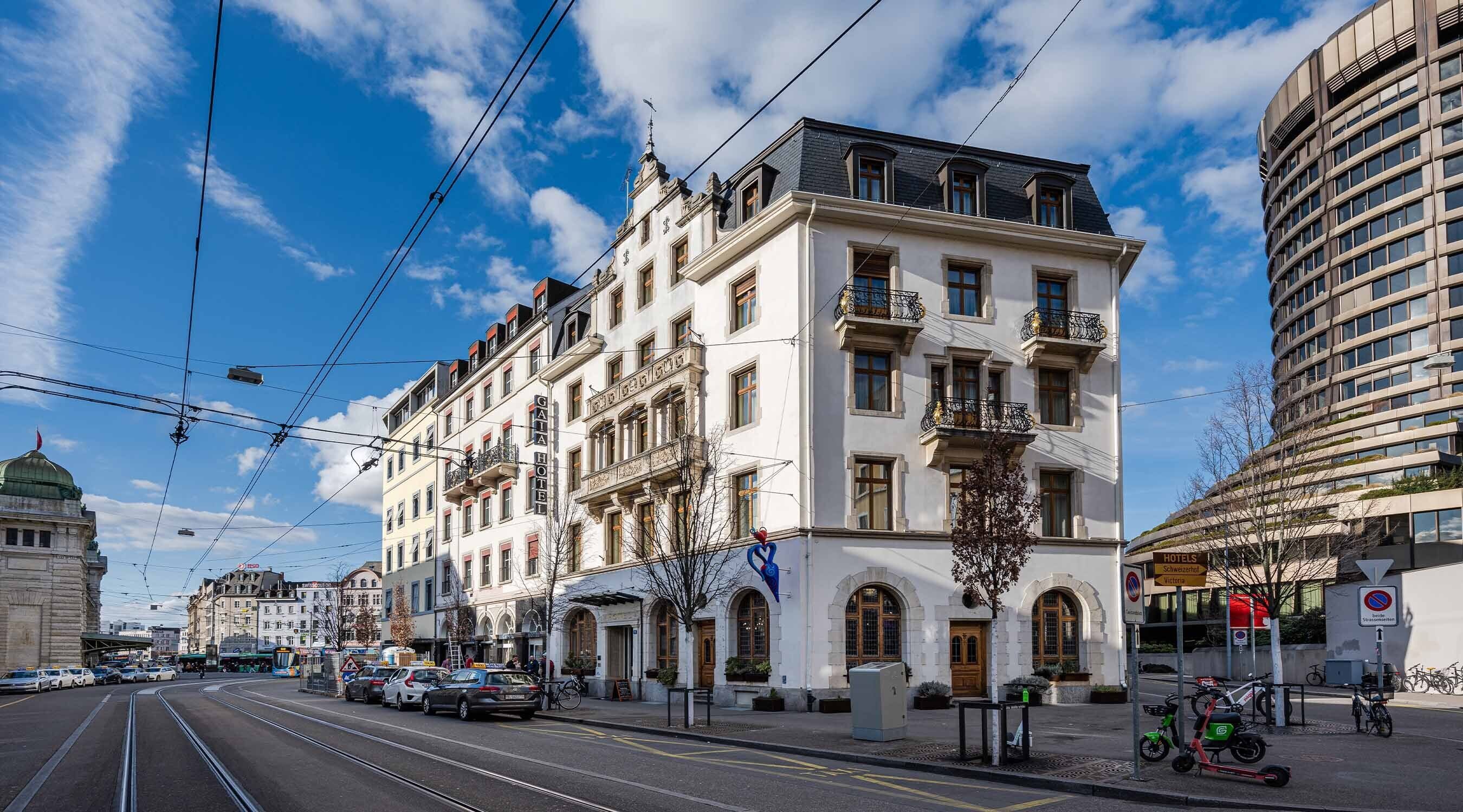 <p>The sustainable</p><p>four star hotel</p><p>in Basel and around</p>